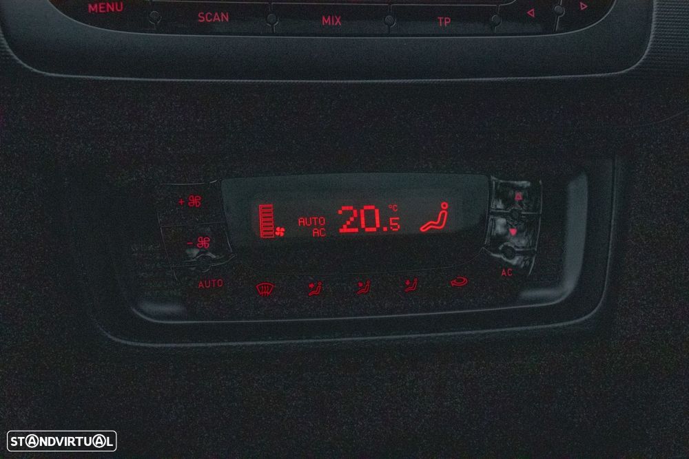 SEAT Ibiza SC 2.0 TDi FR - 28