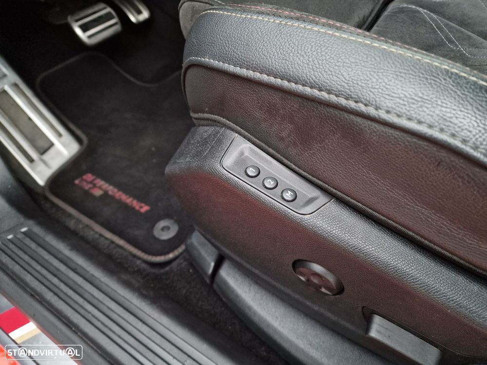 DS DS7 Crossback E-Tense Performance Line+ EAT8 - 14