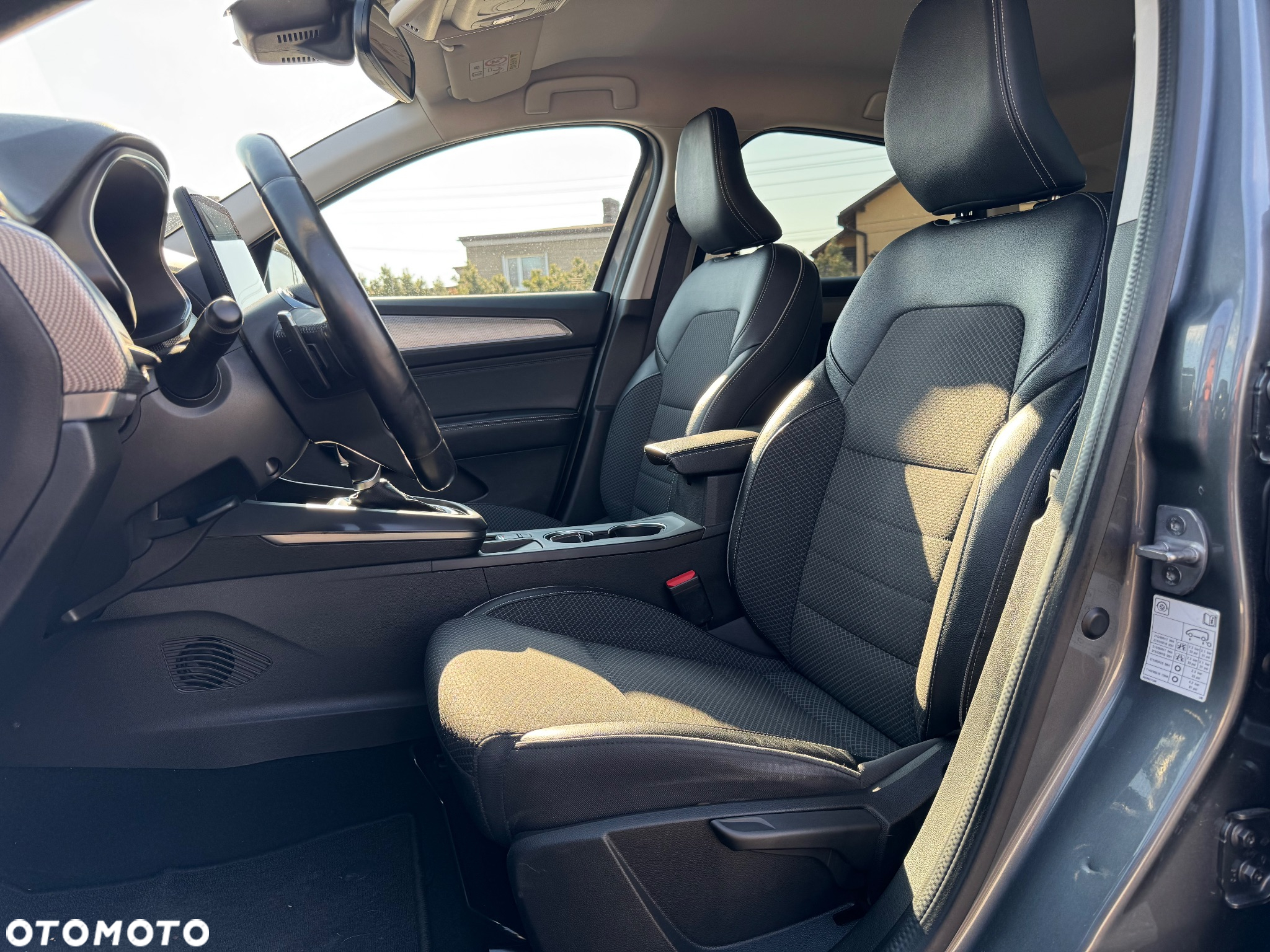 Renault Arkana 1.3 TCe mHEV Intens EDC - 12