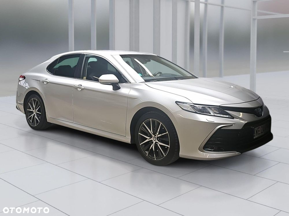 Toyota Camry 2.5 Hybrid Prestige CVT - 6