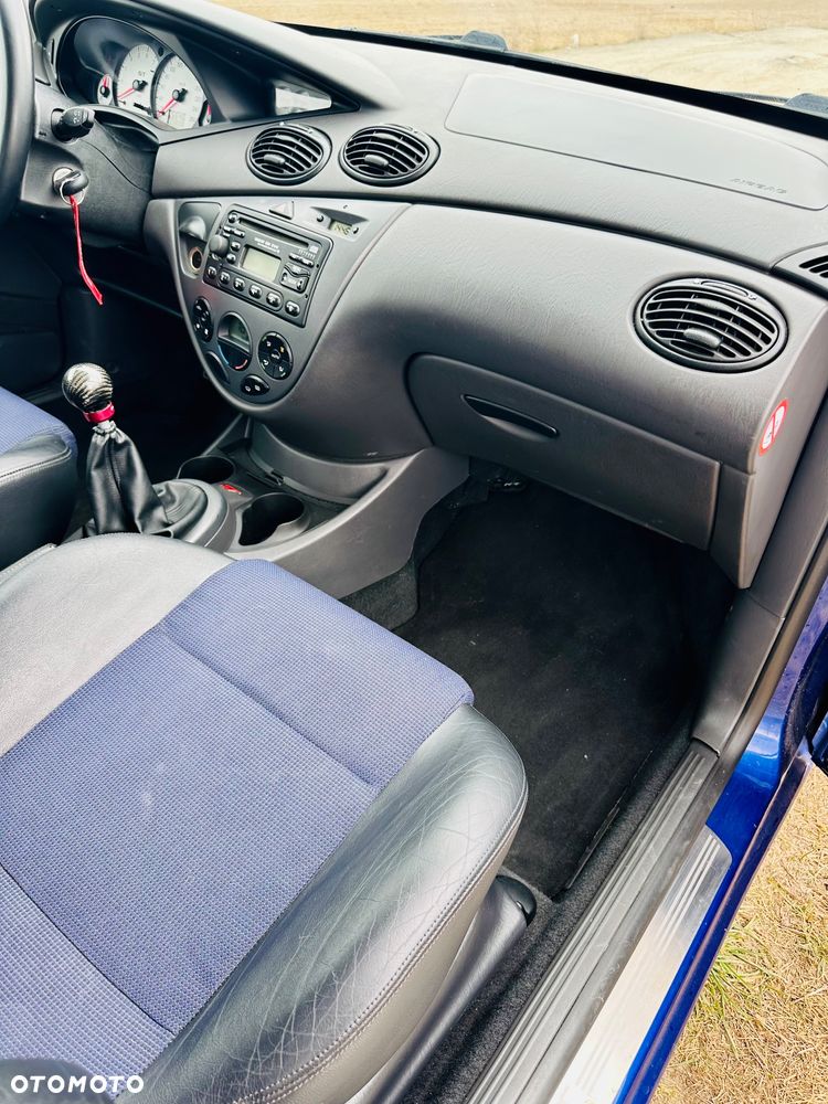 Ford Focus - 13