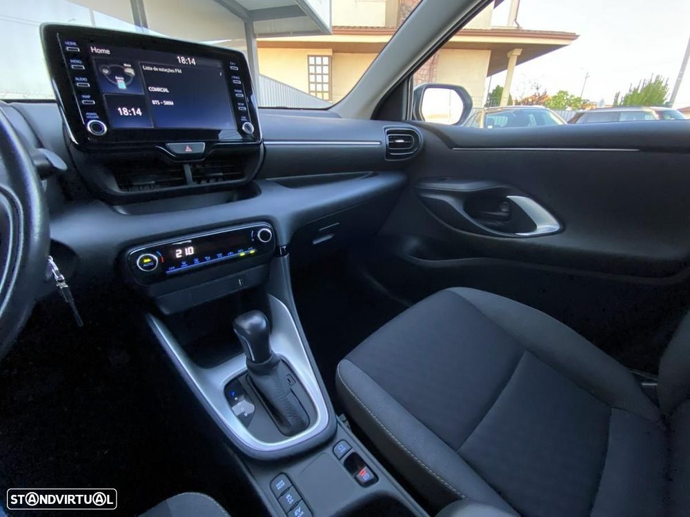 Toyota Yaris 1.5 HSD Exclusive - 13