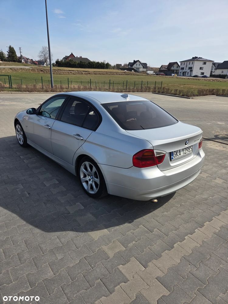 BMW Seria 3 320d - 10