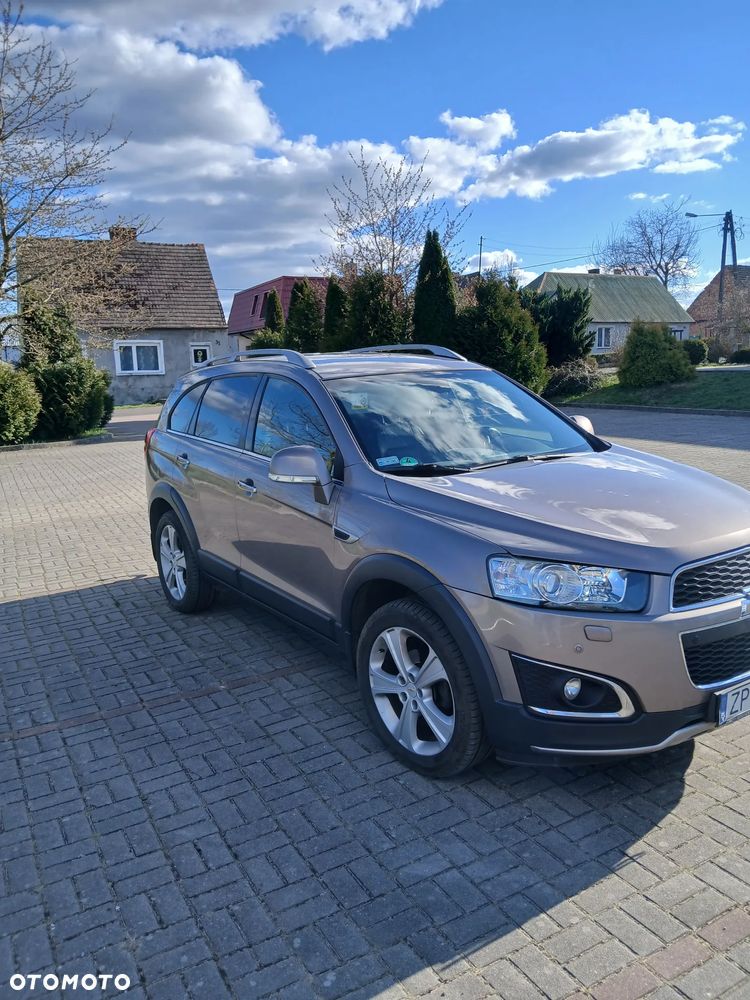 Chevrolet Captiva 2.2 D LTZ - 11