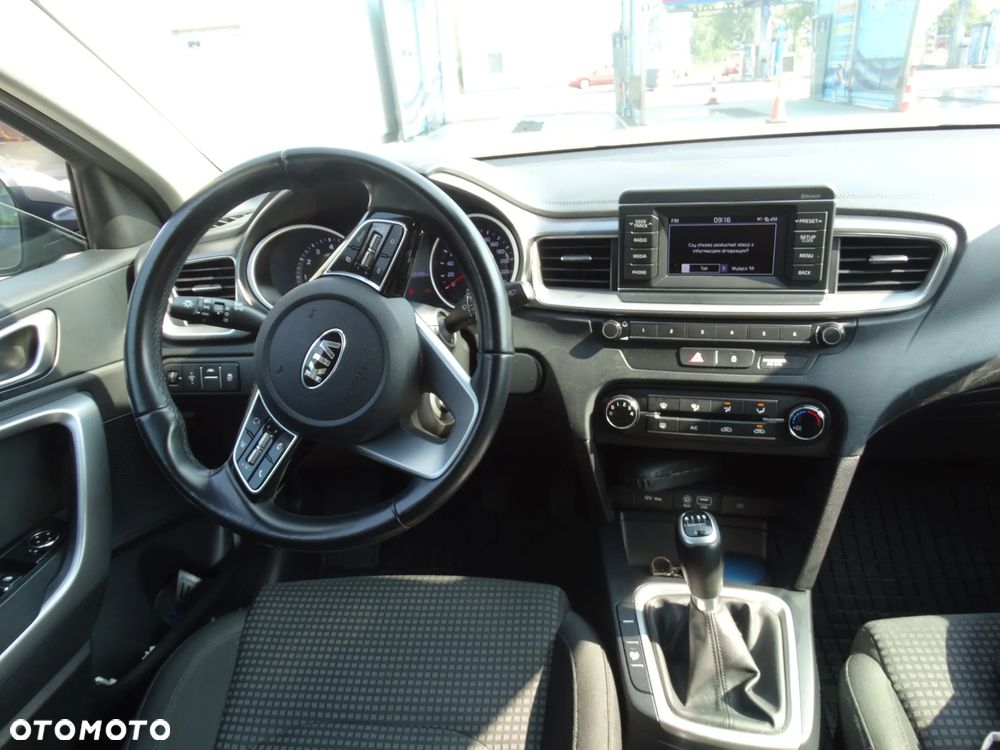 Kia Ceed 1.4 M - 6