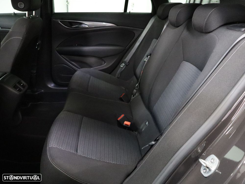 Opel Insignia Sports Tourer 1.5 D Business Edition Aut. - 8