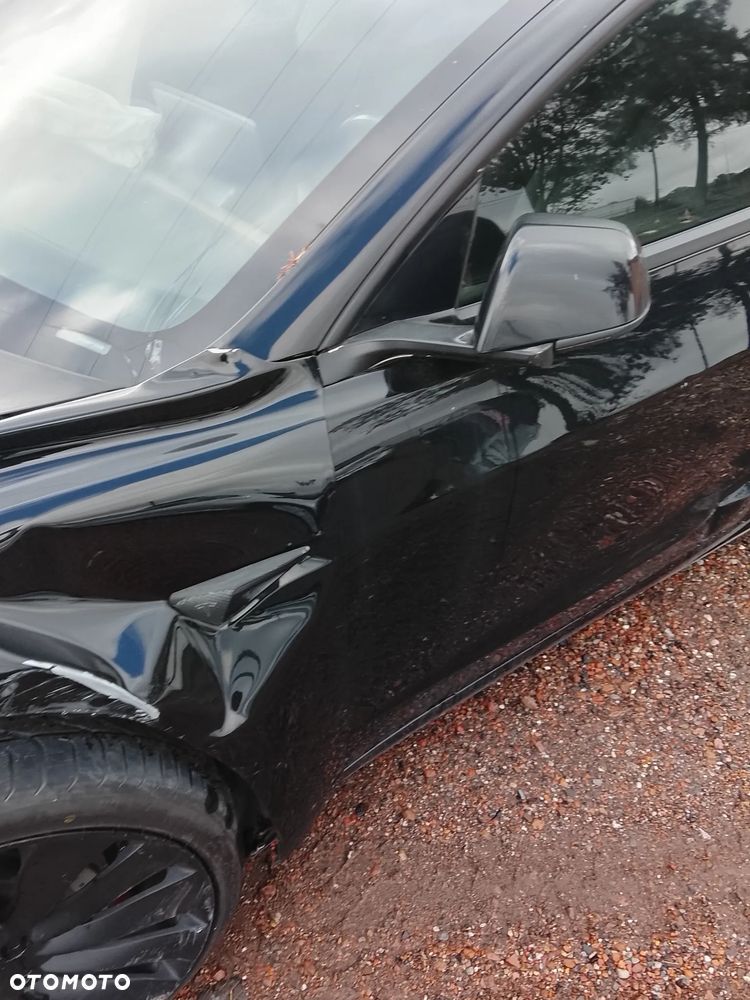 Tesla Model 3 - 17