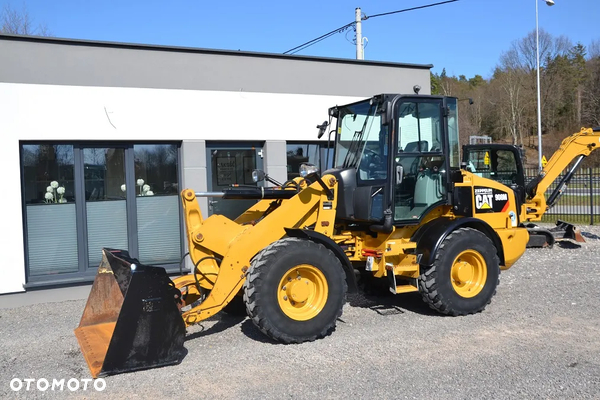 Caterpillar 908 M