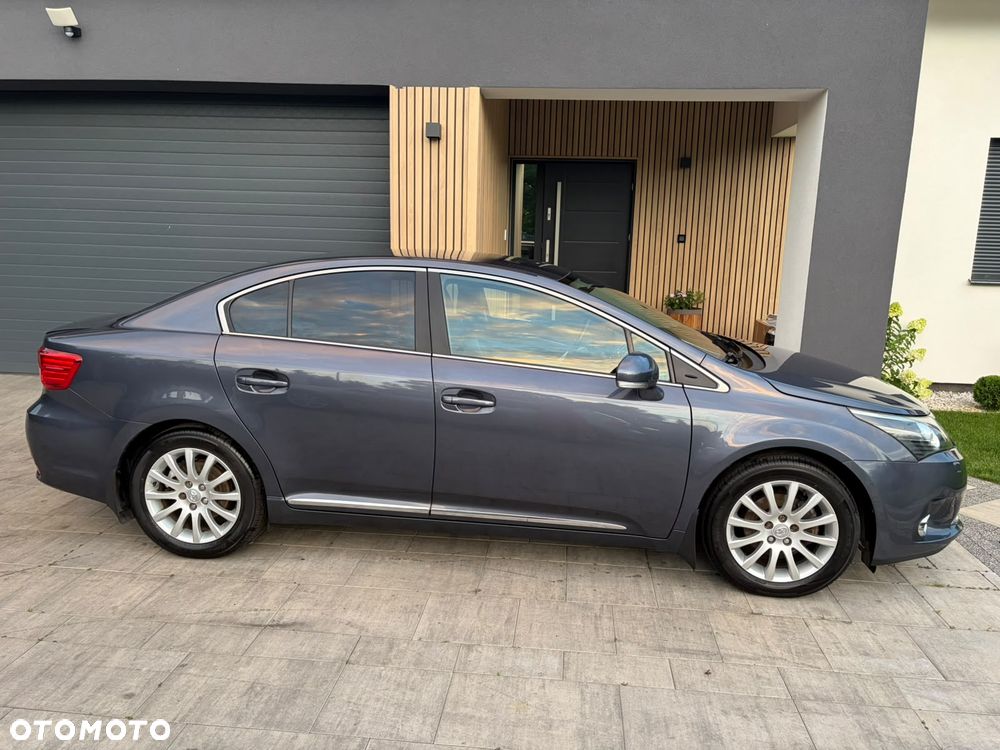 Toyota Avensis - 3