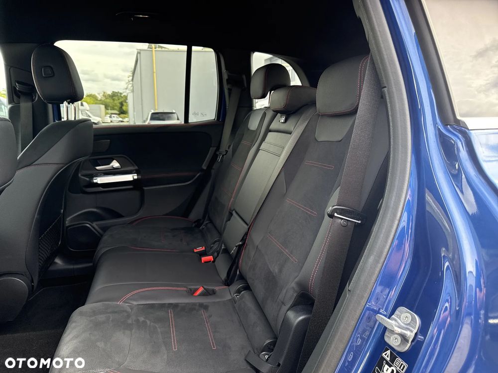 Mercedes-Benz GLB 200 d AMG Line 8G-DCT - 18