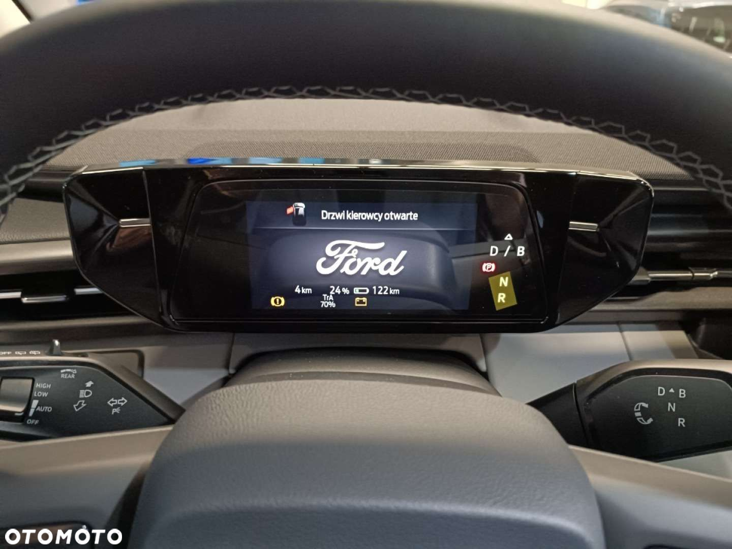 Ford Explorer - 13
