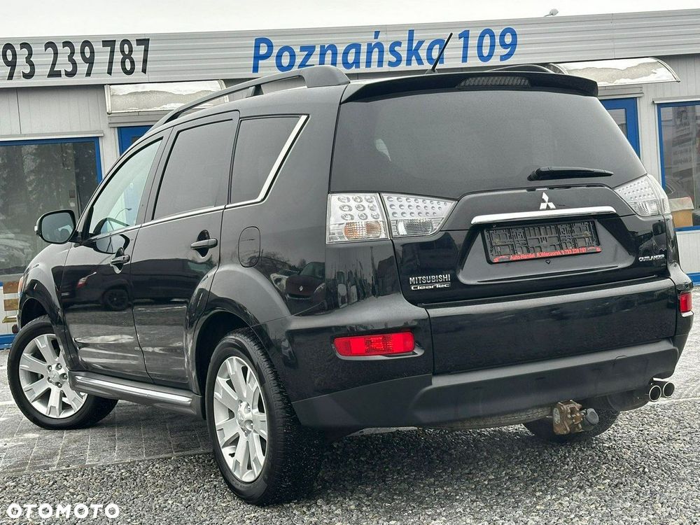 Mitsubishi Outlander - 5