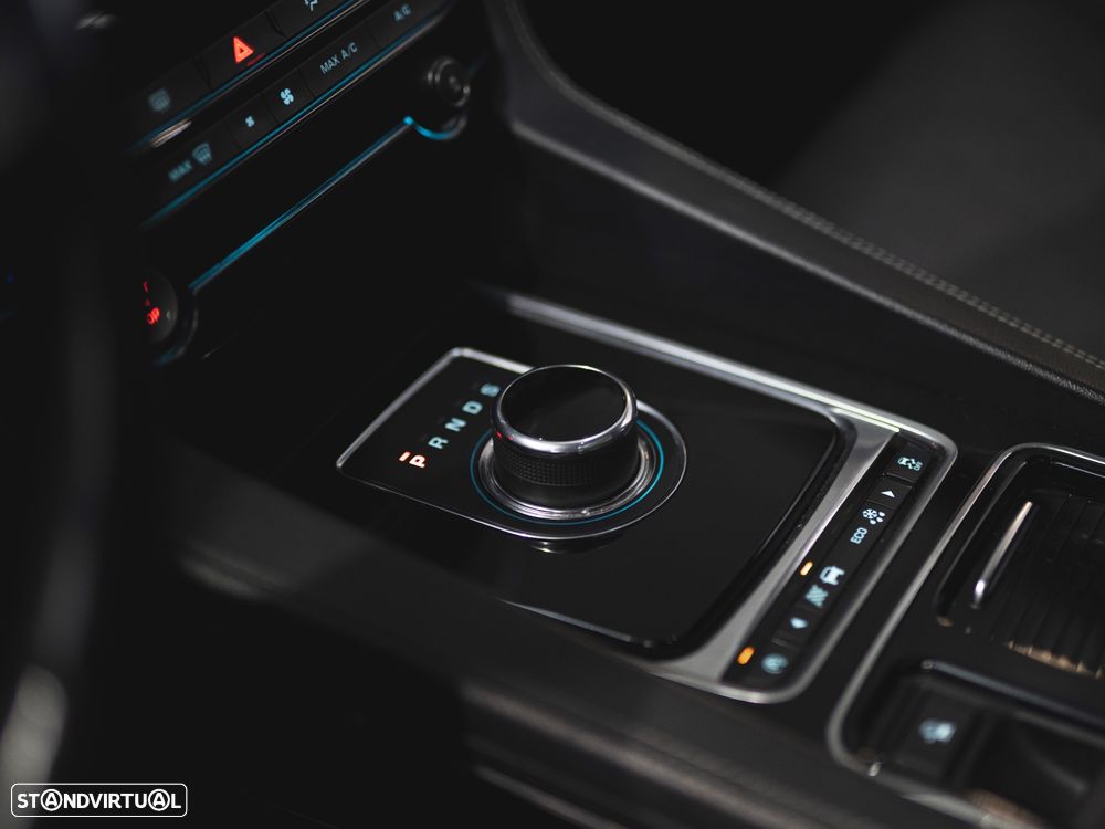 Jaguar F-Pace 2.0 i4D R-Sport AWD Aut. - 18