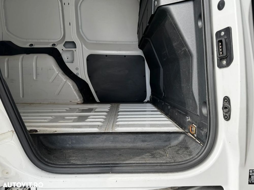 Volkswagen Caddy - 13