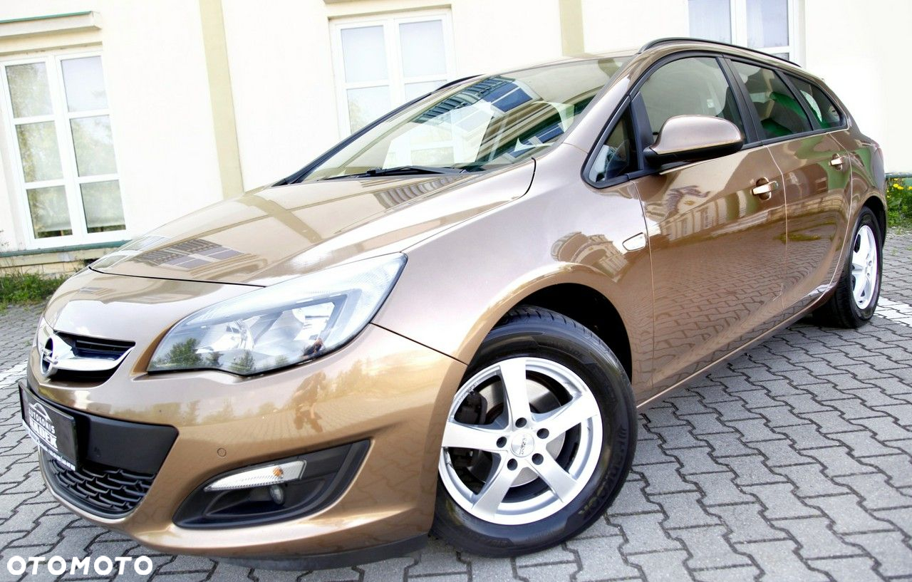 Opel Astra IV 2.0 CDTI Cosmo - 20