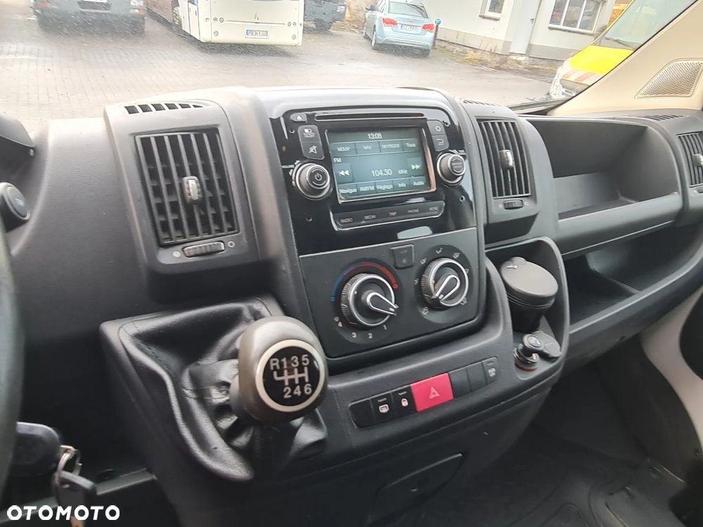 Citroën Jumper 2015r. Brygadówka 7 Osobowy L3H2 Klima Bagażnik Dachowy - 19