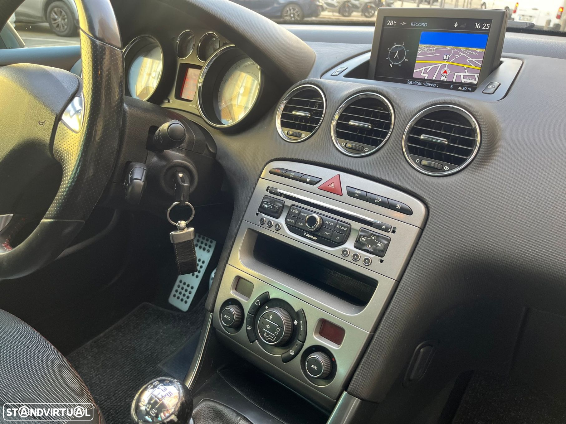 Peugeot 308 1.6 e-HDi Sportium CVM6 - 23