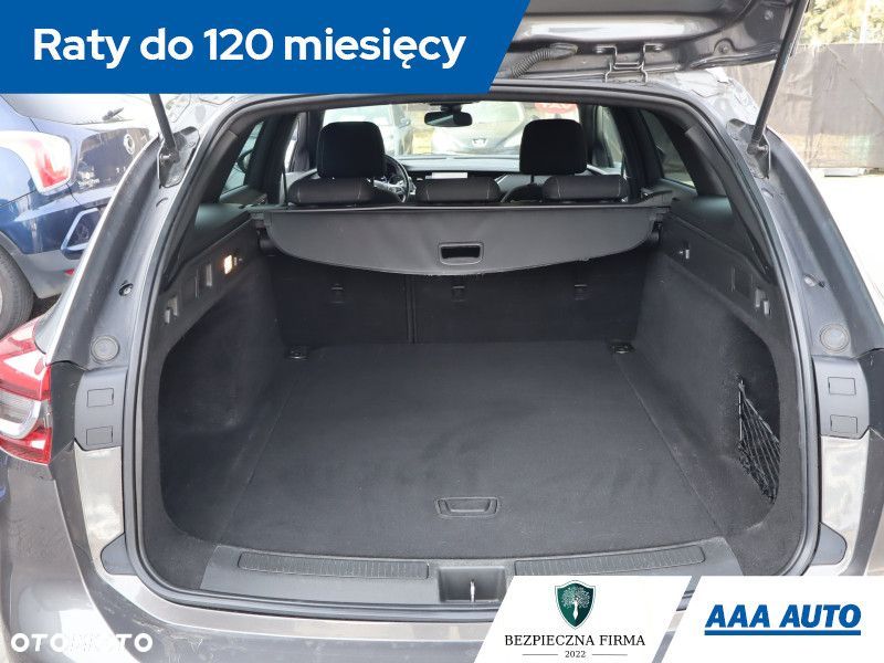 Opel Insignia - 16