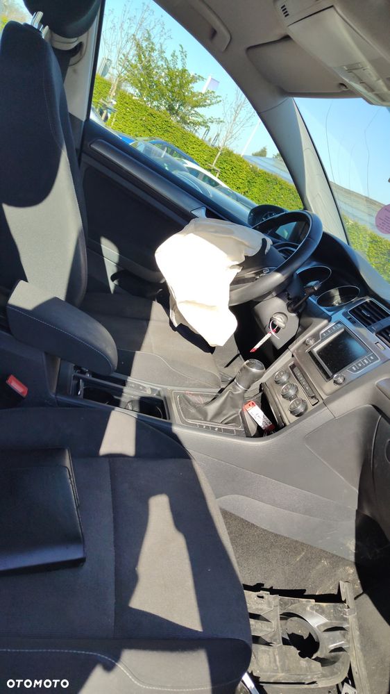 Volkswagen Golf 1.6 TDI (BlueMotion Technology) Comfortline - 5