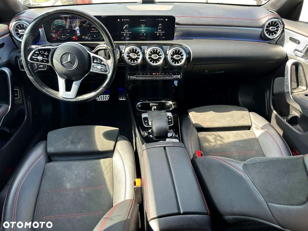 Mercedes-Benz CLA 250 AMG Line 7G-DCT - 7