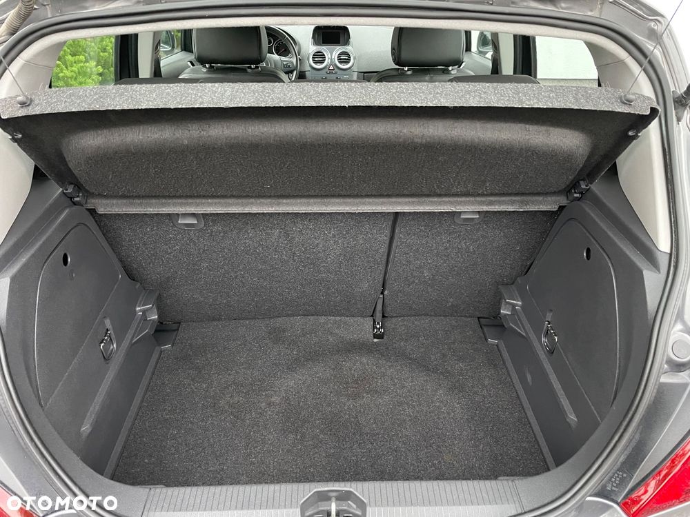 Opel Corsa 1.2 16V Cosmo - 21