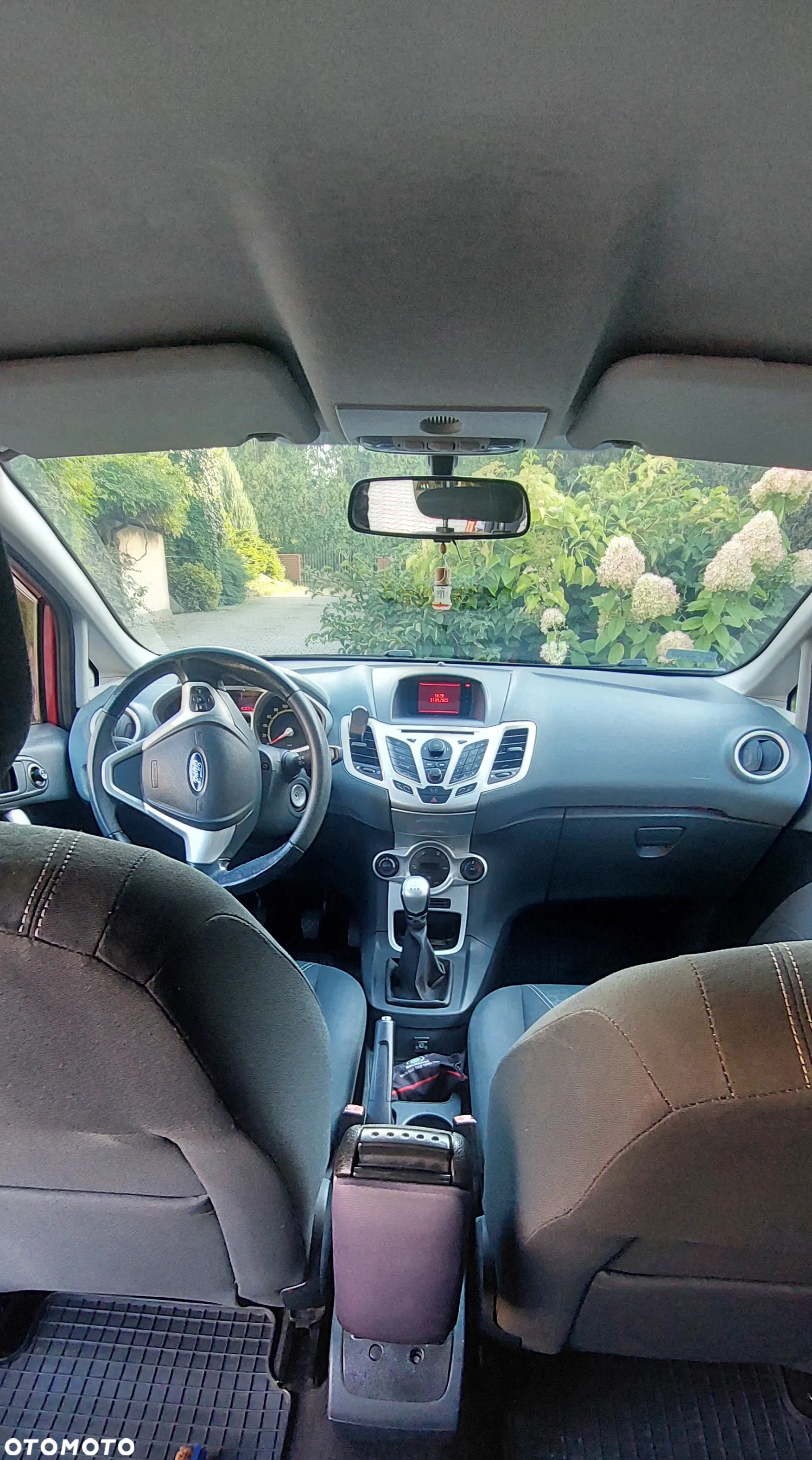 Ford Fiesta 1.25 Ambiente - 16