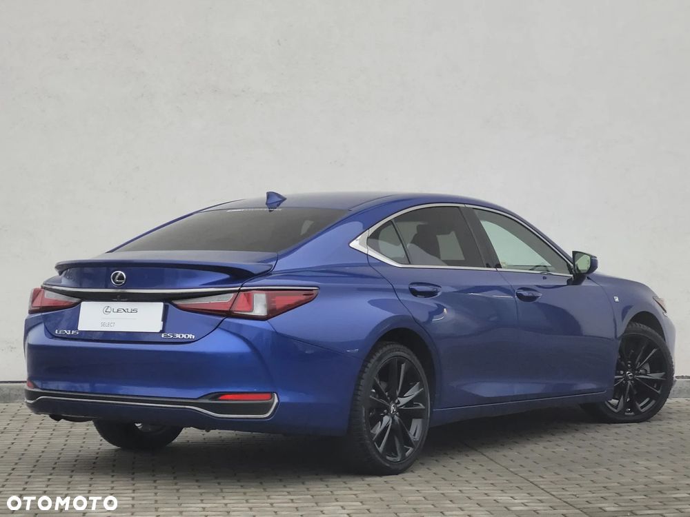 Lexus ES 300h F Sport Edition - 6