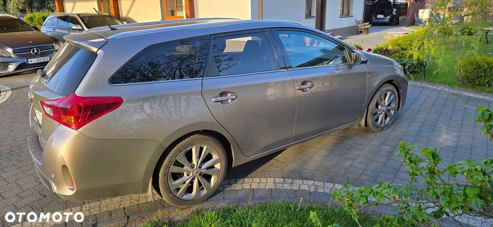 Toyota Auris 1.8 HSD Prestige - 6