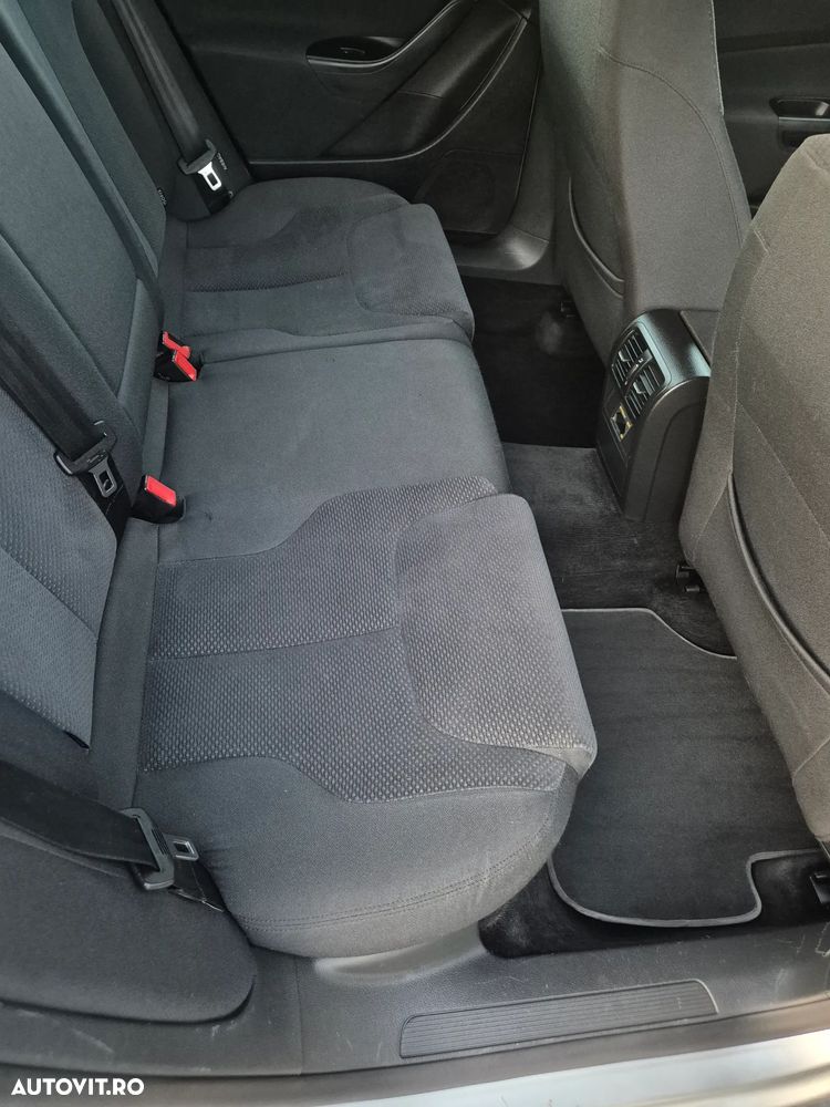 Volkswagen Passat 2.0 TDI Comfortline DPF - 13