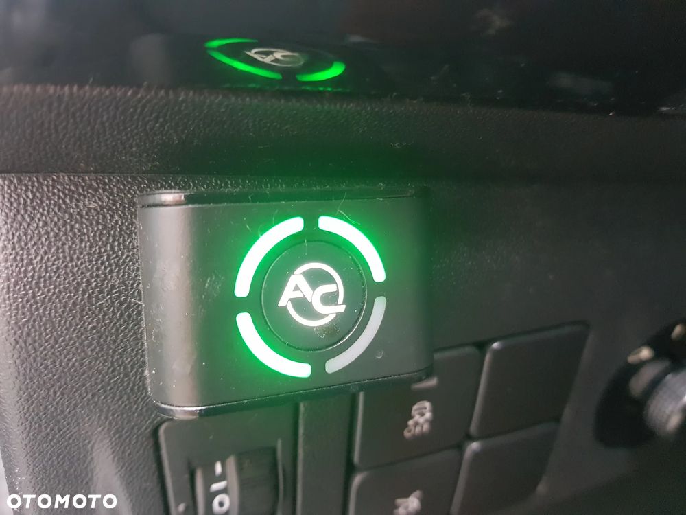 Peugeot 301 1.6 VTi Active - 16