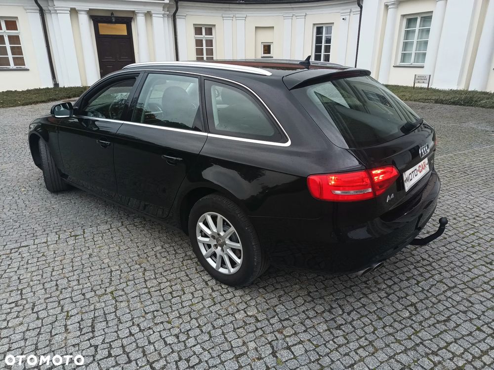 Audi A4 Avant 2.0 TDI DPF clean diesel multitronic Attraction - 4