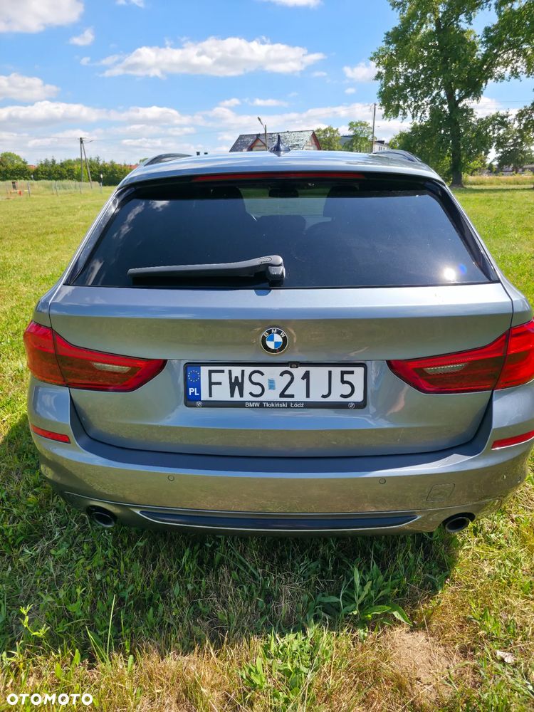 BMW Seria 5 520d Touring Sport Line - 14