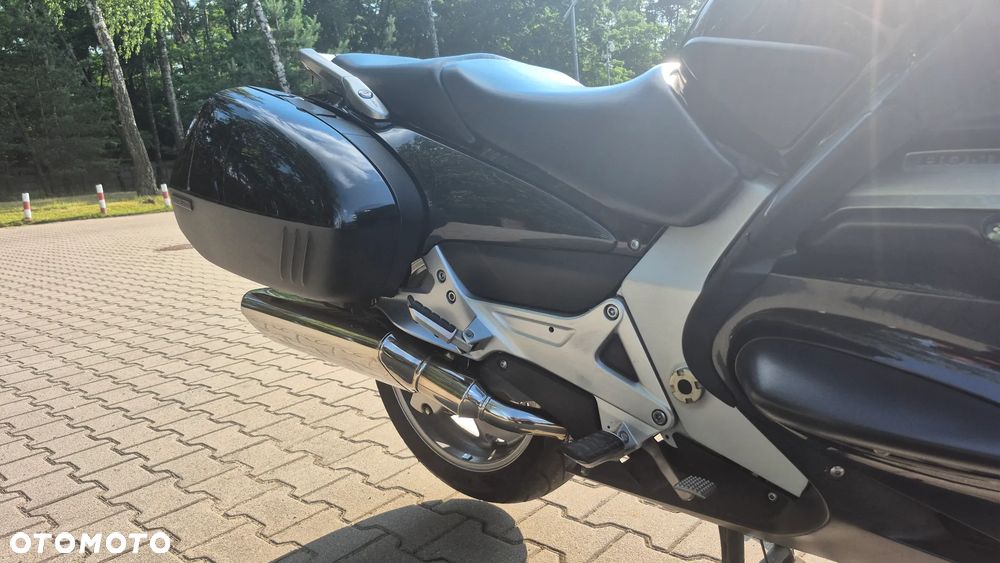 Honda ST - 9