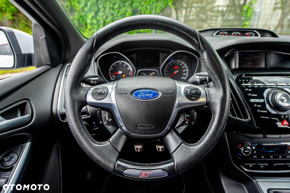 Ford Focus - 20