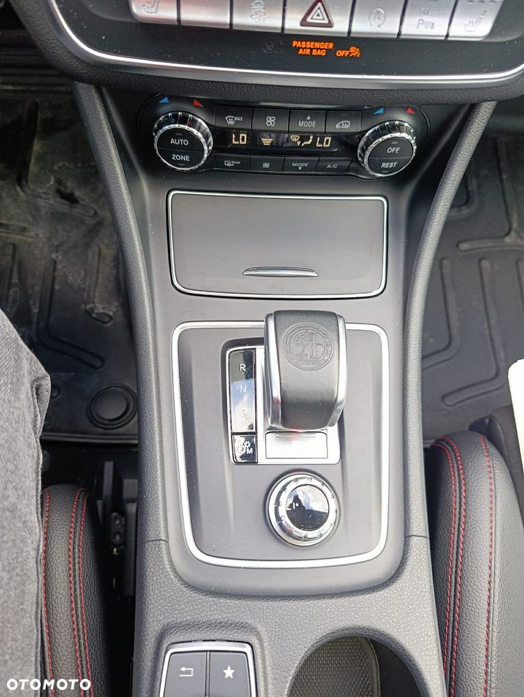 Mercedes-Benz GLA AMG 45 4Matic AMG Speedshift 7G-DCT - 35