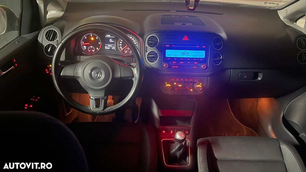 Volkswagen Golf Plus - 9