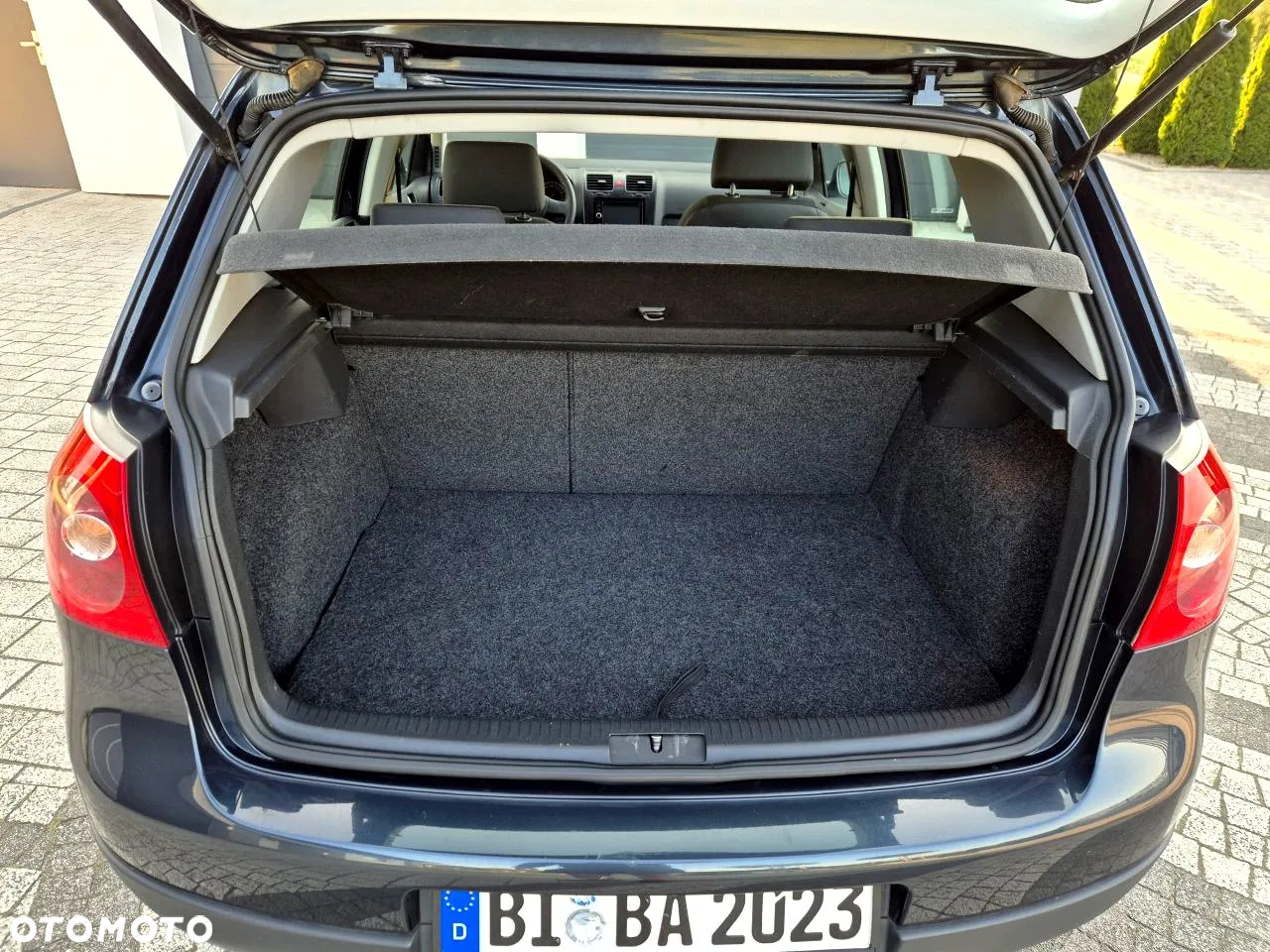 Volkswagen Golf - 29