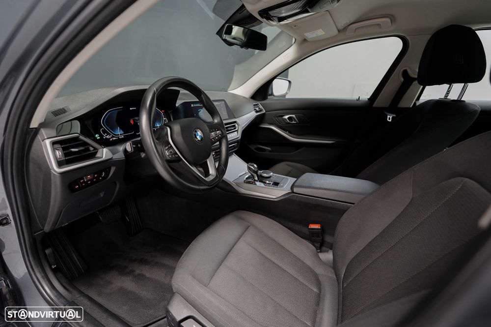 BMW 330 e Corporate Edition Auto - 24