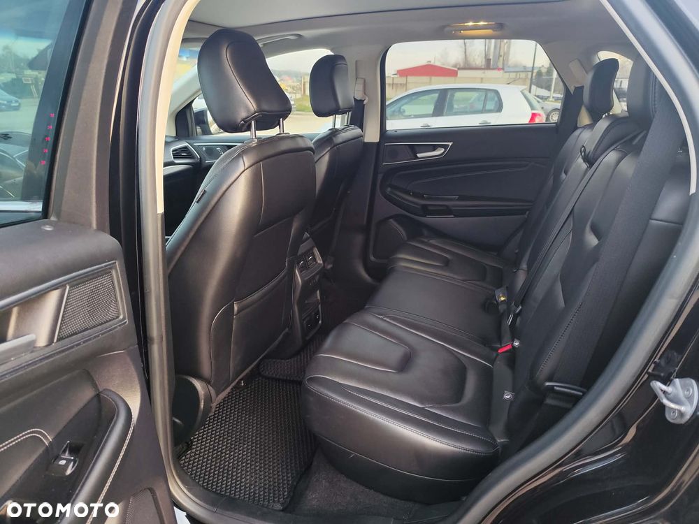 Ford Edge - 13