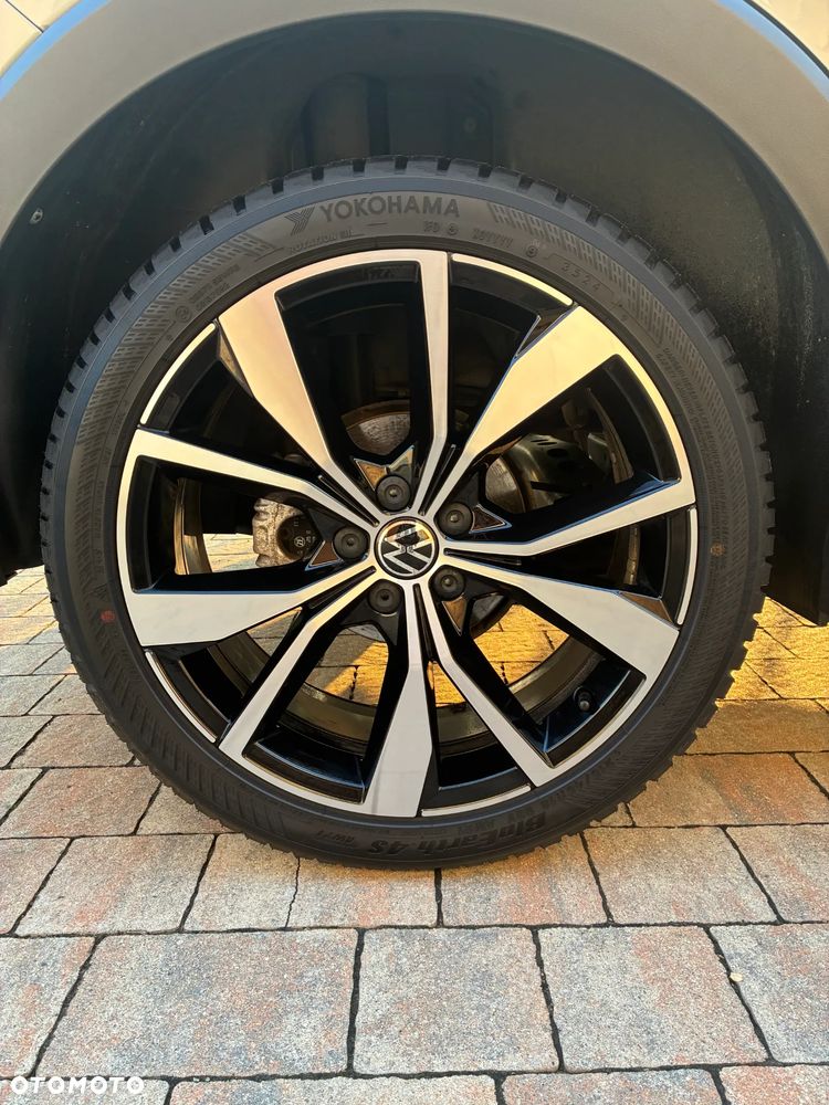 Volkswagen T-Cross 1.0 TSI R-Line Plus DSG - 23
