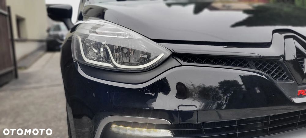 Renault Clio - 17