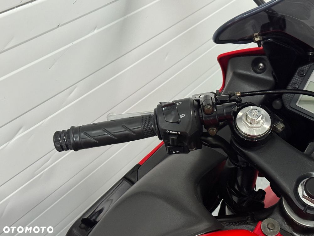 Honda CBR - 14