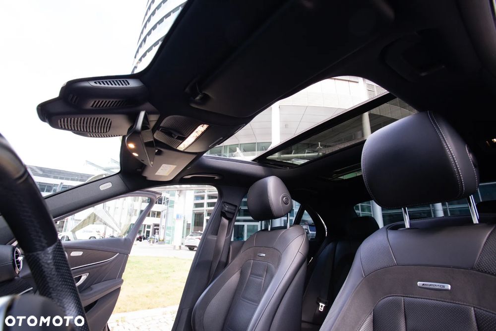 Mercedes-Benz Klasa E AMG 63 4-Matic+ - 12