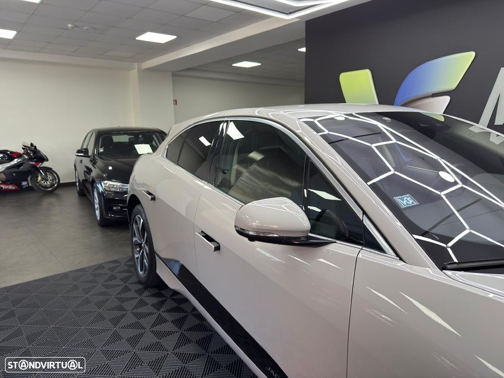 Jaguar I-Pace EV400 R-Dynamic HSE AWD - 8