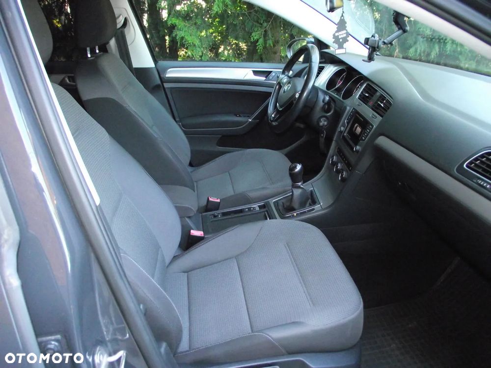 Volkswagen Golf 1.6 TDI BlueMotion Trendline - 22