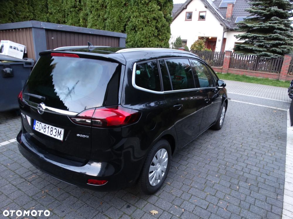 Opel Zafira - 4