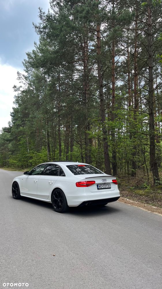 Audi A4 Limousine - 9