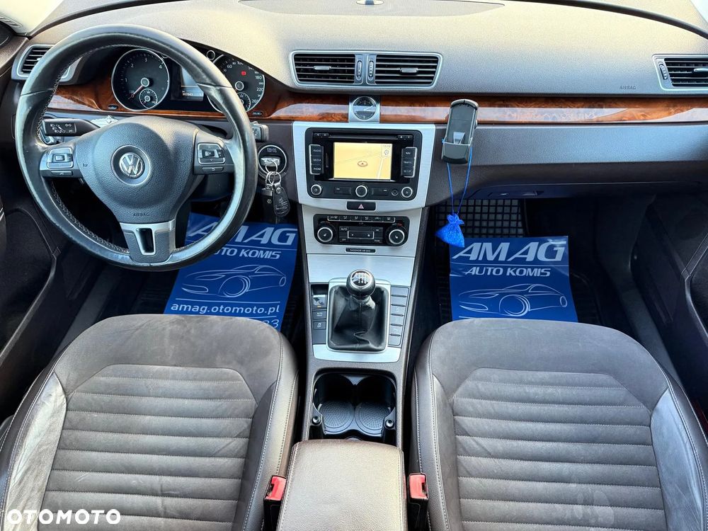 Volkswagen Passat Variant 2.0 Blue TDI SCR Trendline - 19