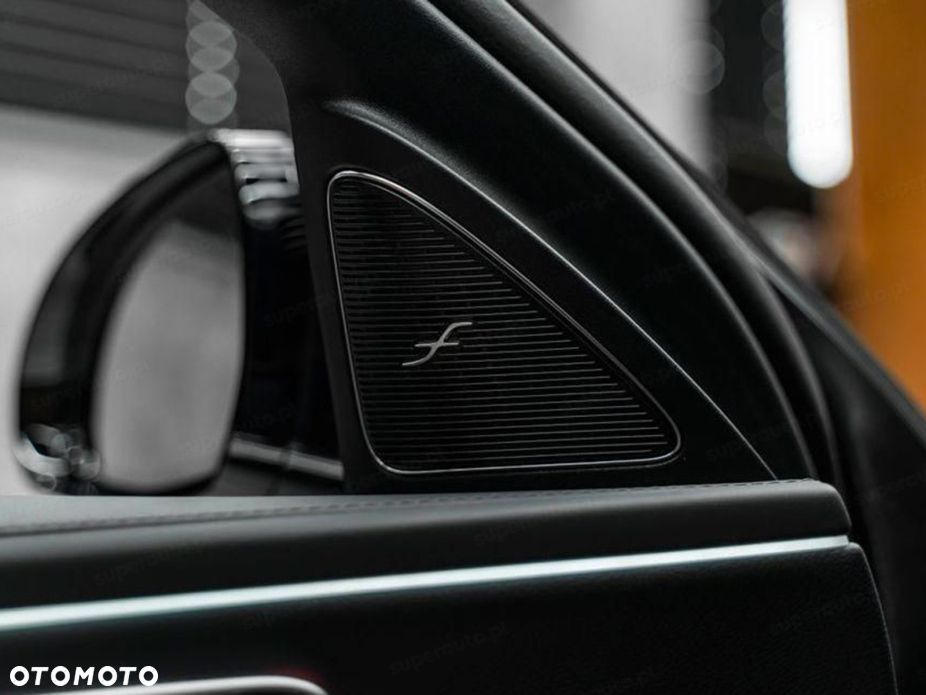 Mercedes-Benz Klasa E 220 d mHEV 4-Matic AMG 9G-Tronic - 16