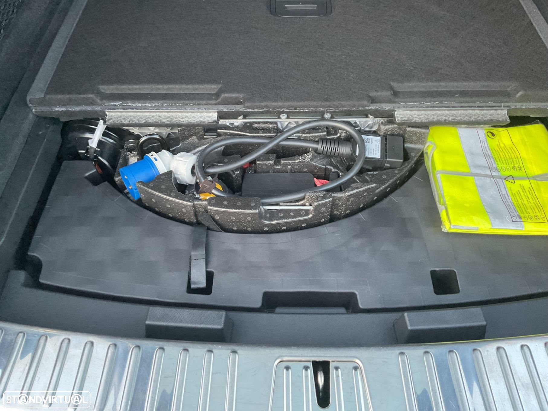 Porsche Cayenne E-Hybrid - 22